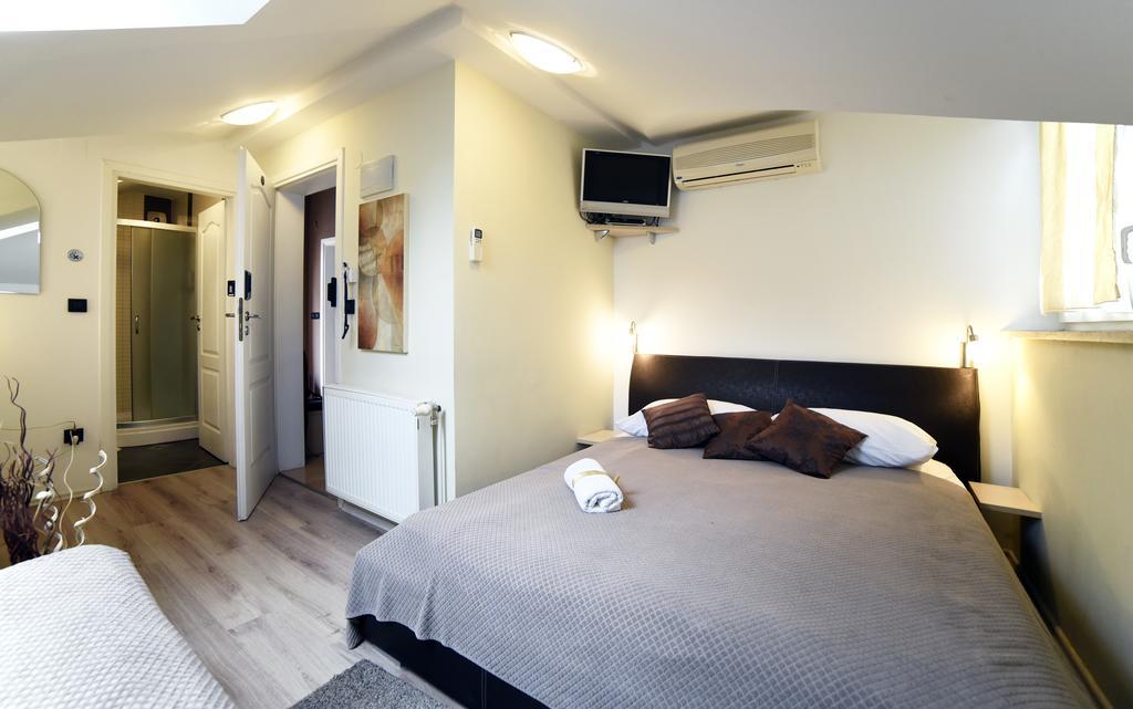 Villa Zrina Zagreb Bilik gambar